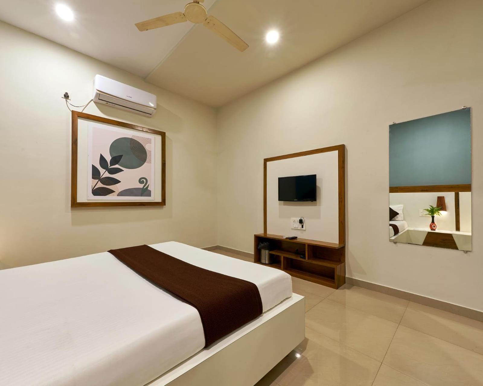 Serenity Resort Panhala Luaran gambar